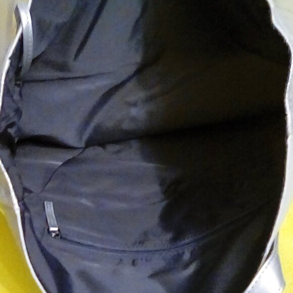 Calvin Klein White & Silver tote purse bag NWT - Picture 7 of 9